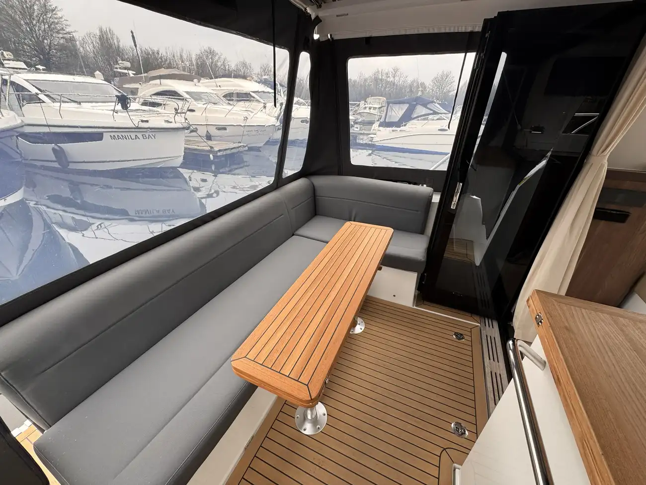 Thumbnail von Sealine C330 Vynikající příklad