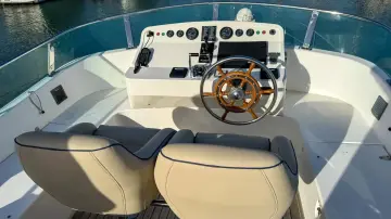 Thumbnail von Hardy Commodore 42 Kioni