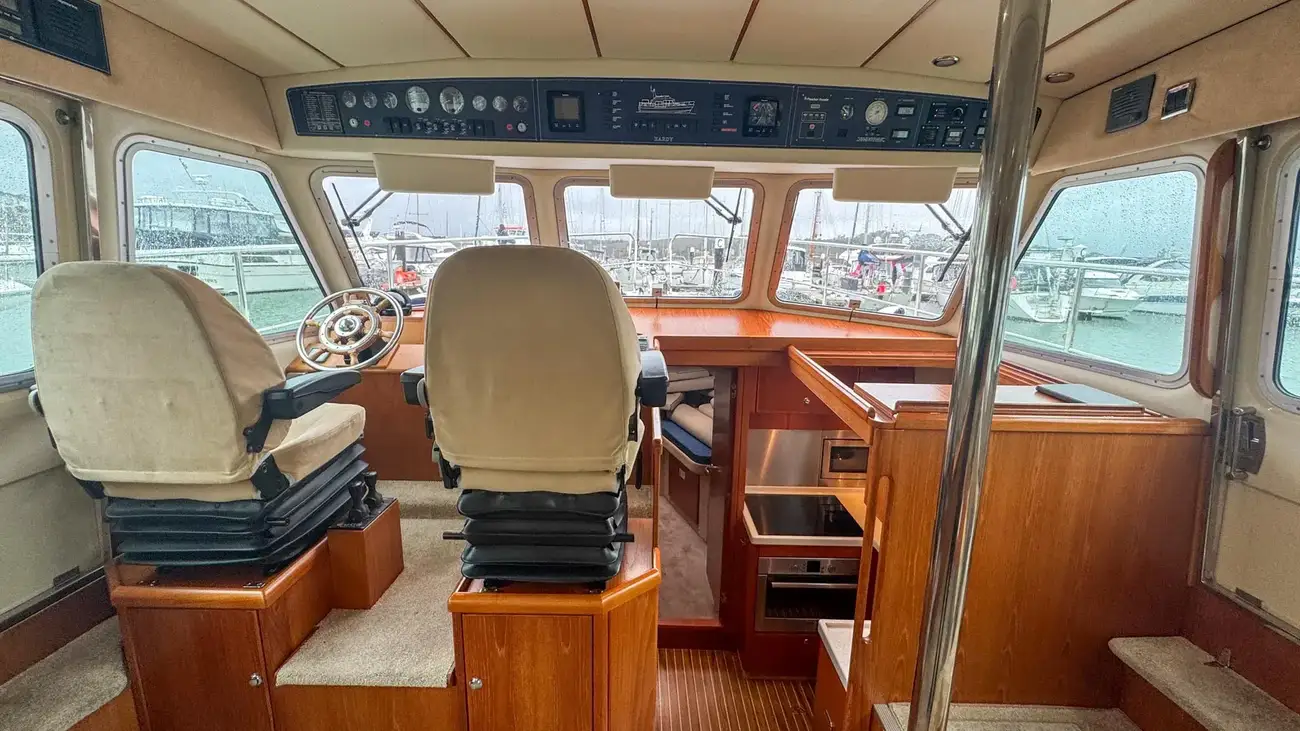 Thumbnail von Hardy Commodore 42 Kioni