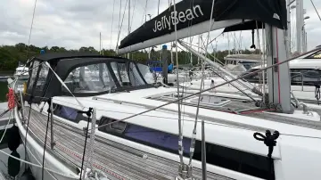 Thumbnail von Dufour 405 Grand Large Jelly Bean