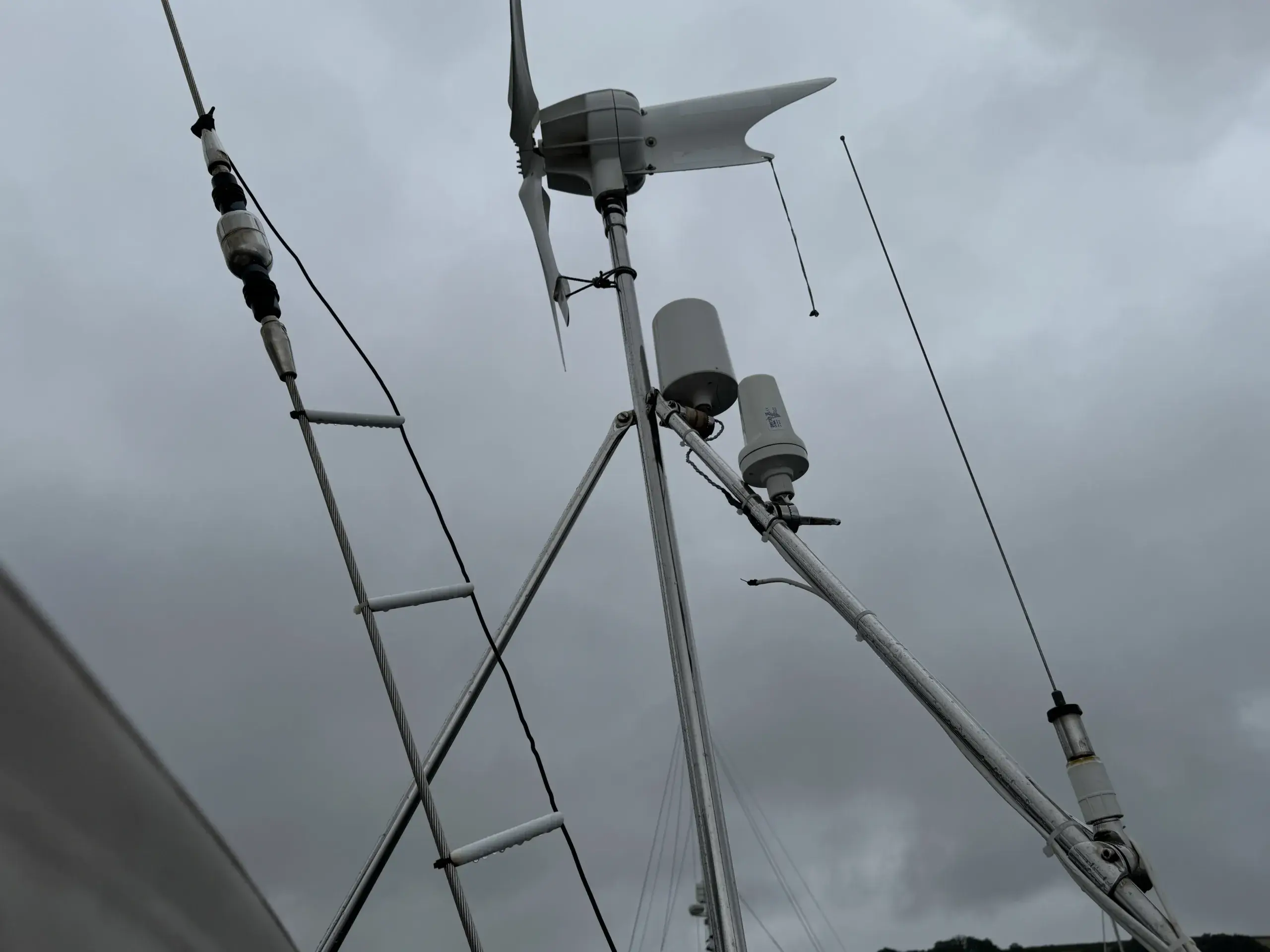 Thumbnail von Мало 42 Bat-On