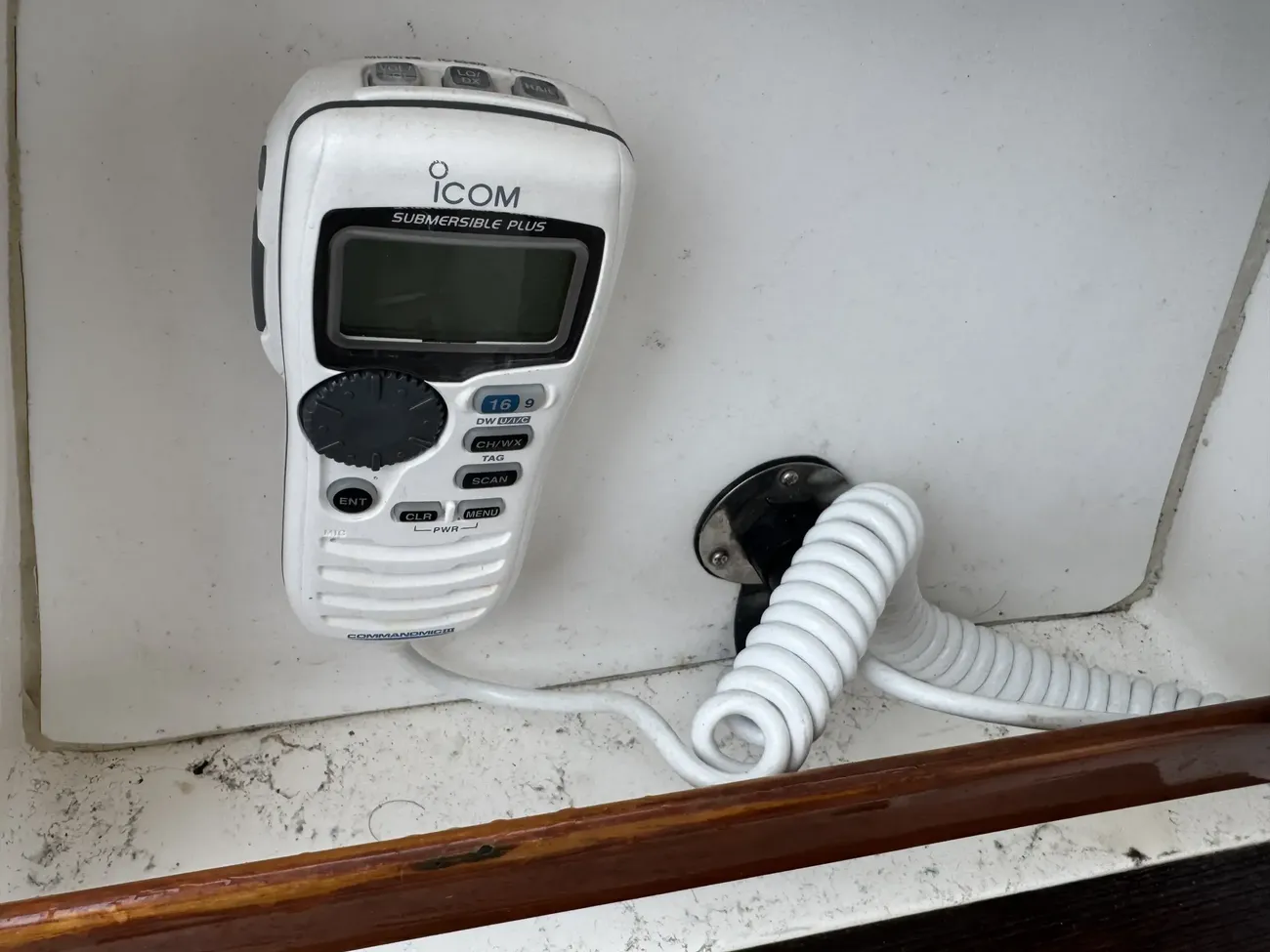 Thumbnail von Мало 42 Bat-On