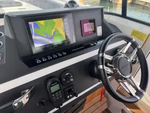 Thumbnail von Axopar 28 Cabin