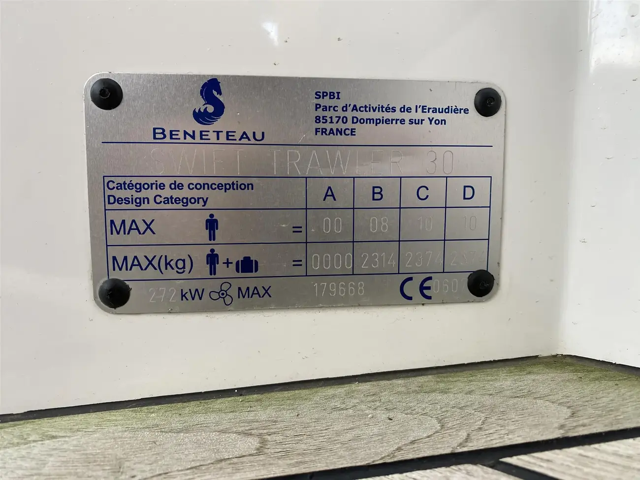 Thumbnail von Beneteau Swift Trawler 30 Ultra Violet