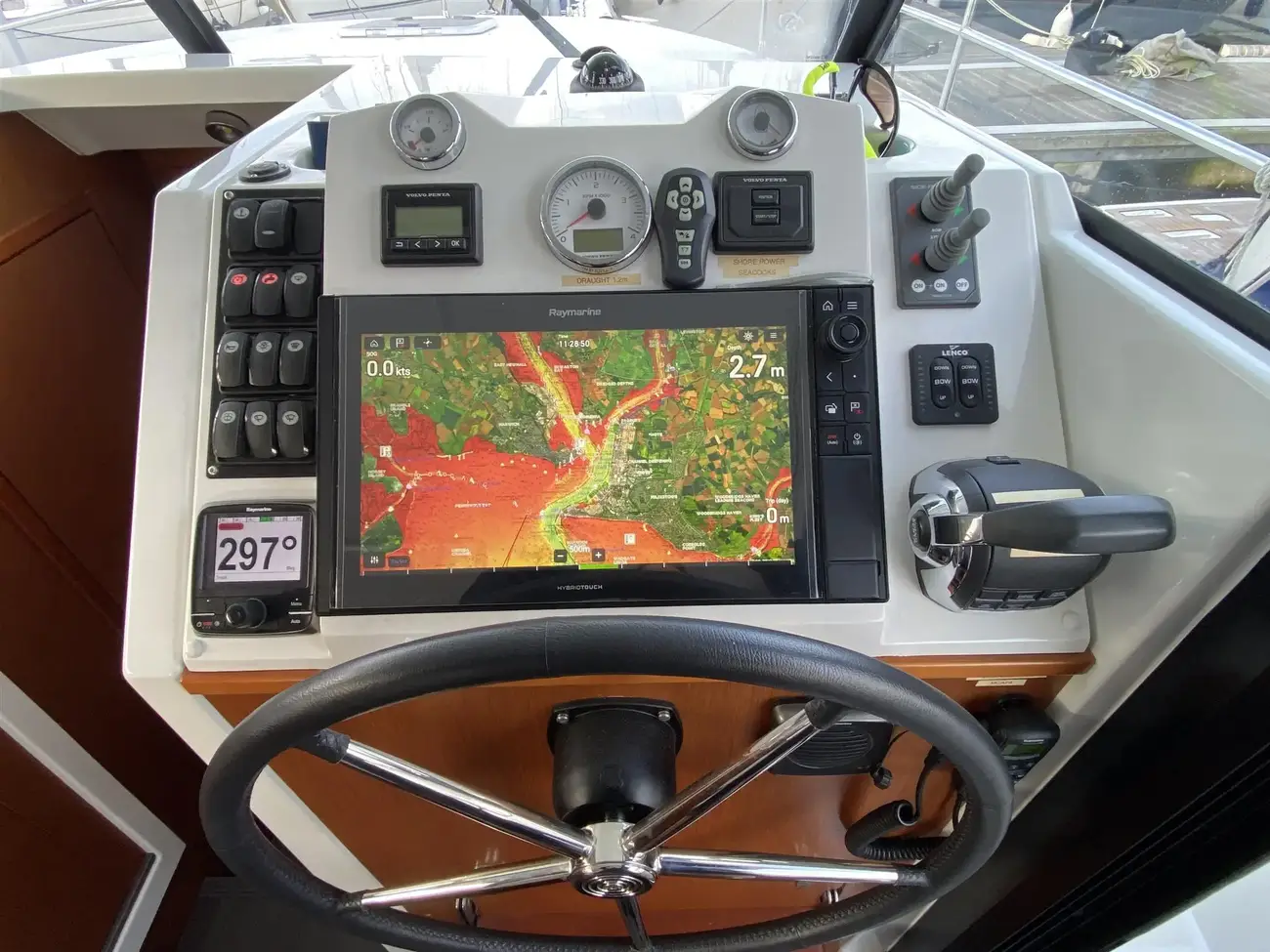 Thumbnail von Beneteau Swift Trawler 30 Ultra Violet