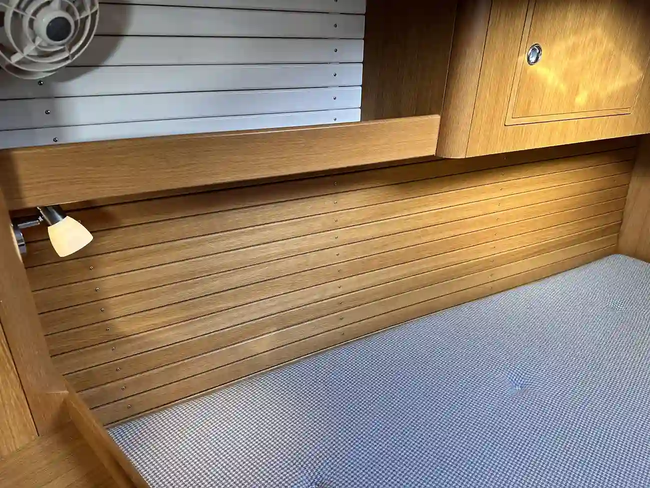 Thumbnail von Hallberg-Rassy 44 TAM LIN