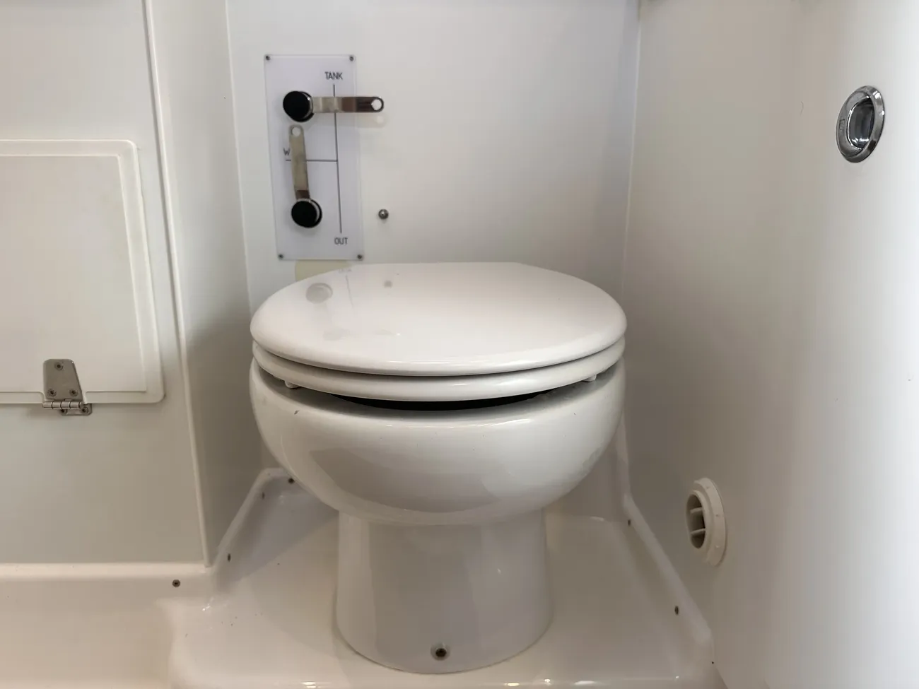 Thumbnail von Hallberg-Rassy 44 TAM LIN