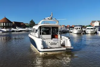 Thumbnail von Aquador 32 C