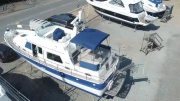 Thumbnail von ハーディ・コモドール 42