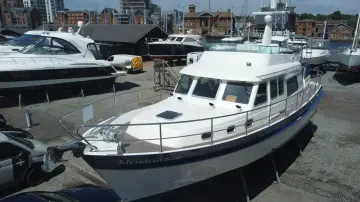 Thumbnail von ハーディ・コモドール 42