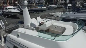 Thumbnail von ハーディ・コモドール 42