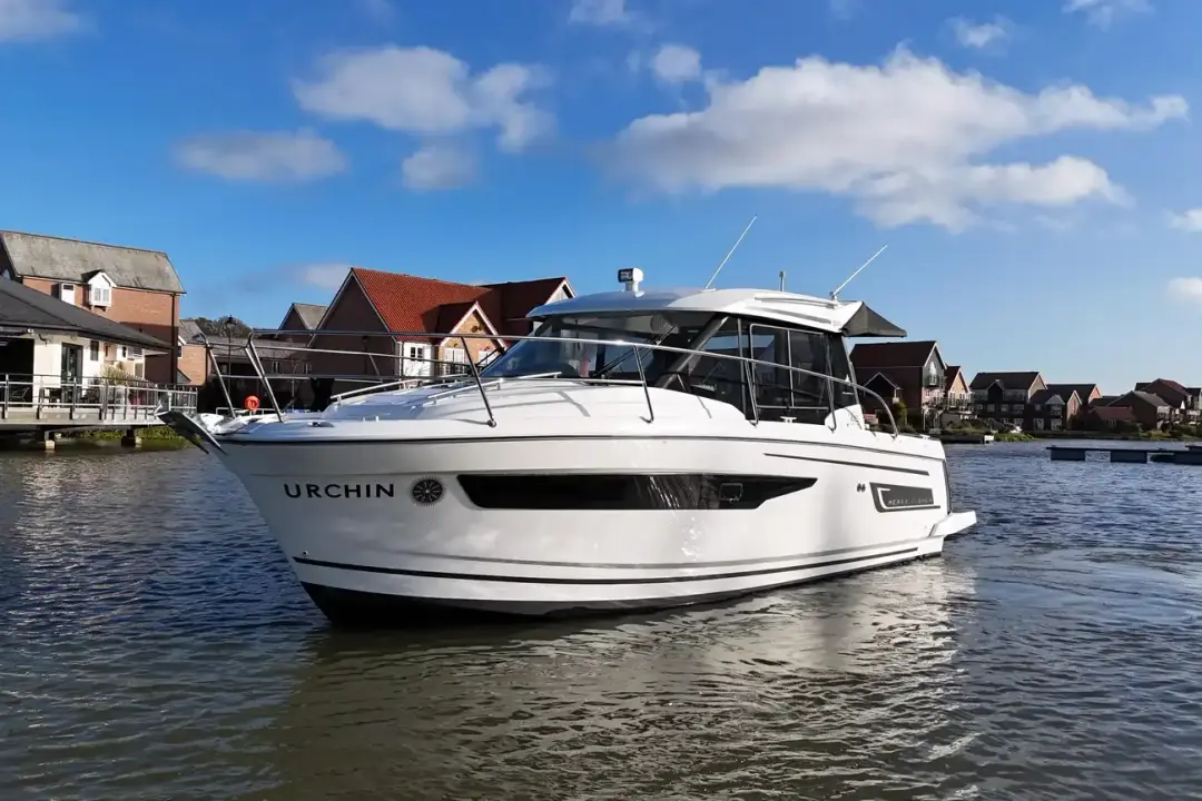 Jeanneau Merry Fisher 895