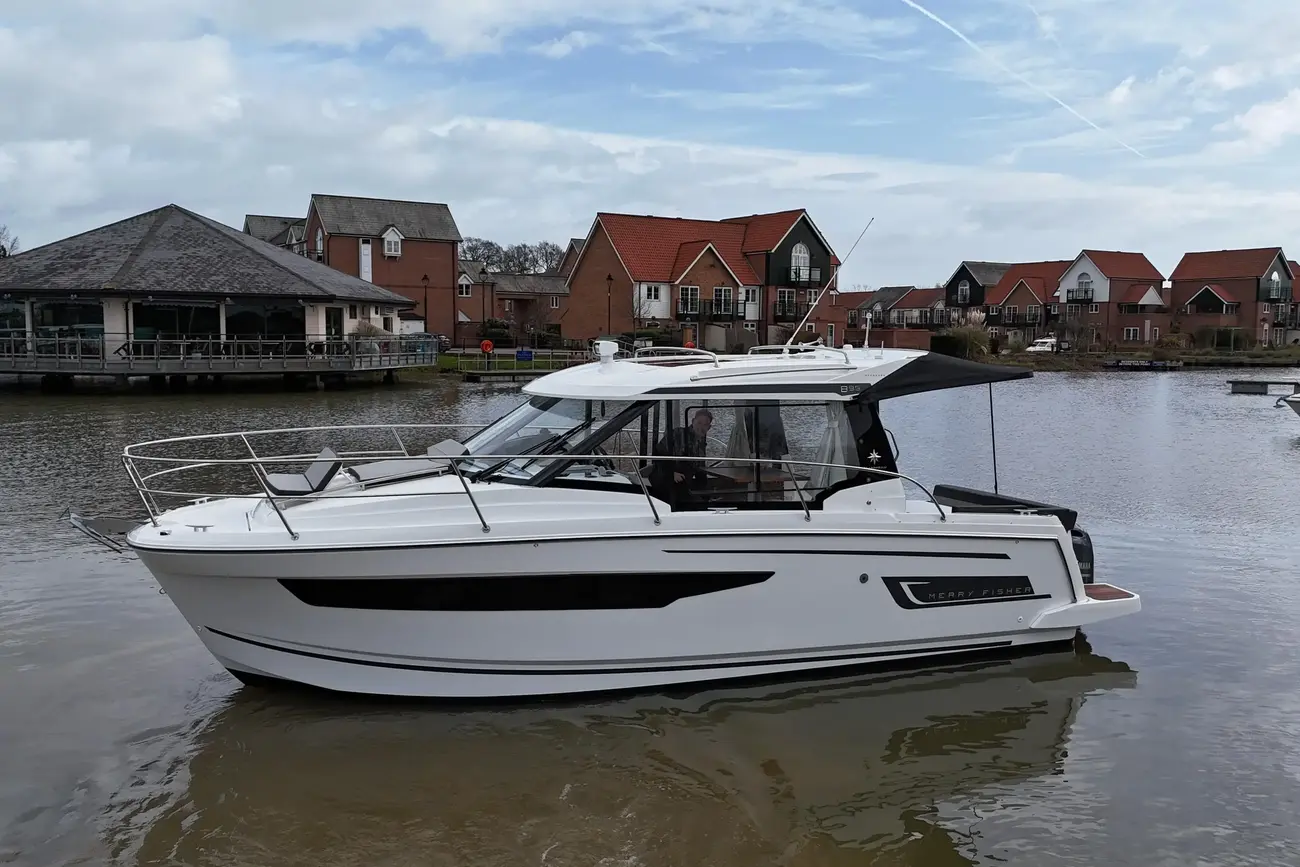 Jeanneau Merry Fisher 895 Offshore