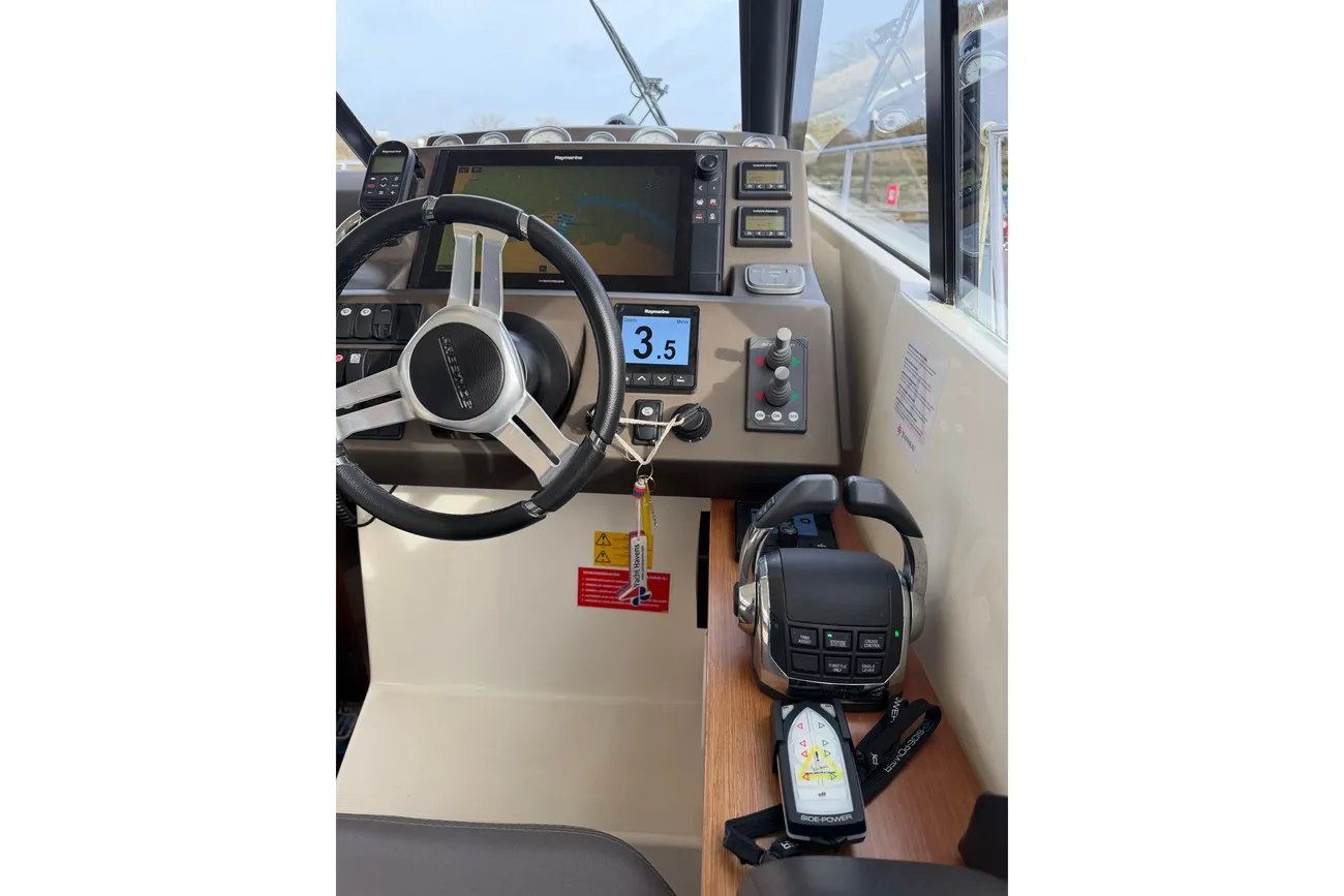 Thumbnail von Prestige 350