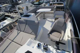 Thumbnail von Prestige 420