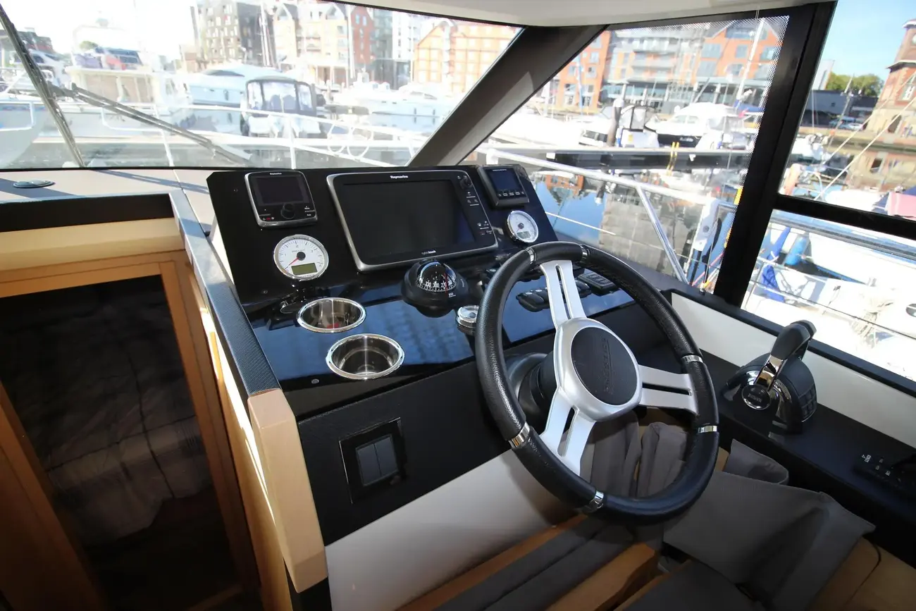 Thumbnail von Prestige 420