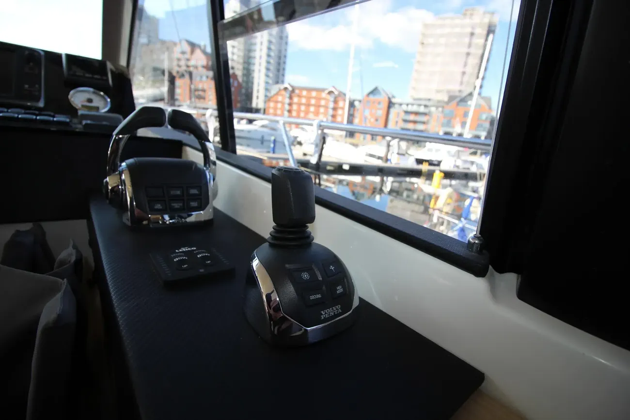 Thumbnail von Prestige 420