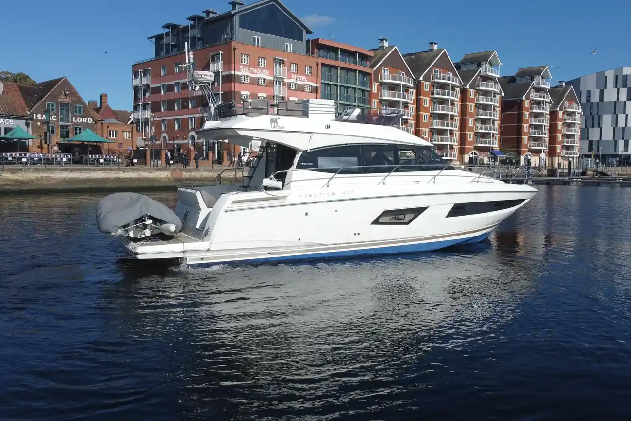 Thumbnail von Prestige 420