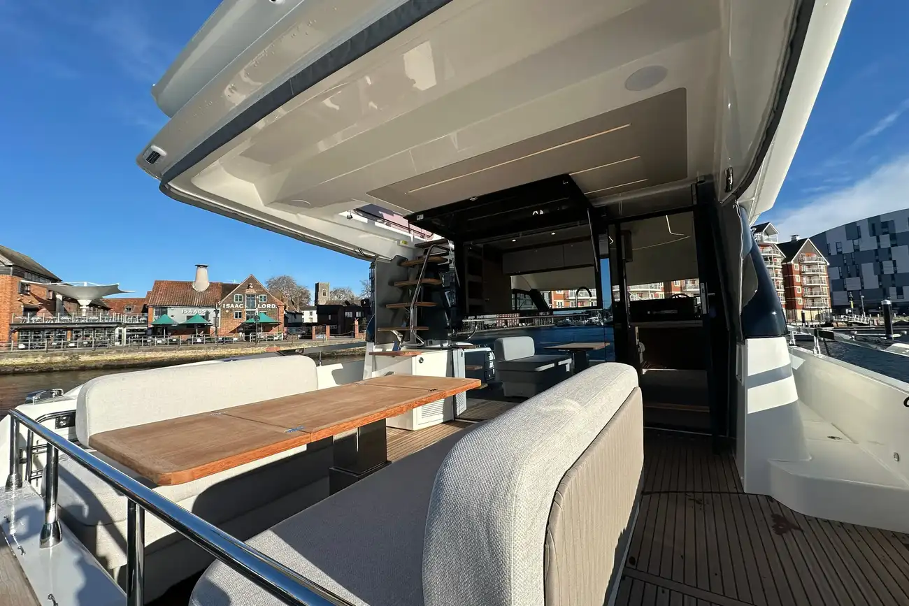 Thumbnail von Prestige F4.9