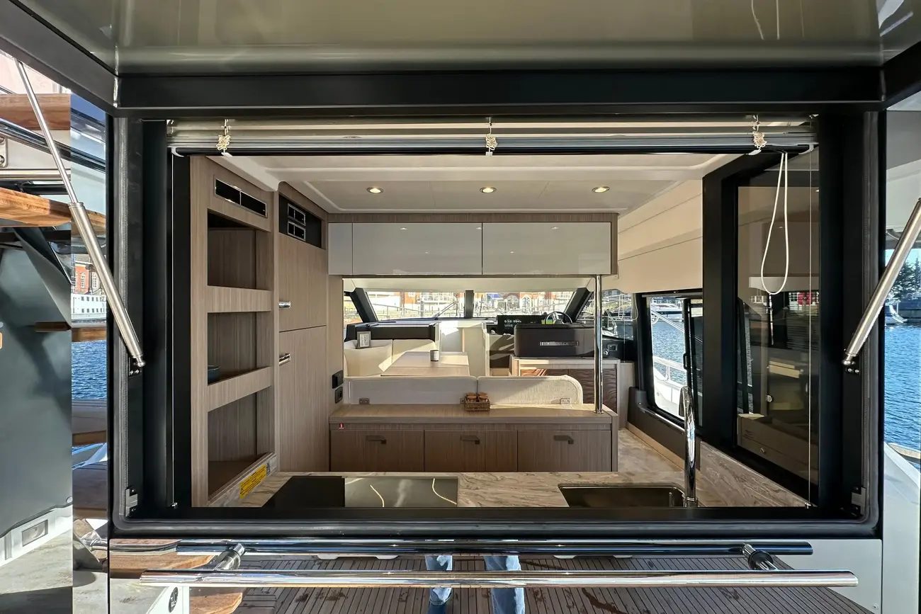 Thumbnail von Prestige F4.9