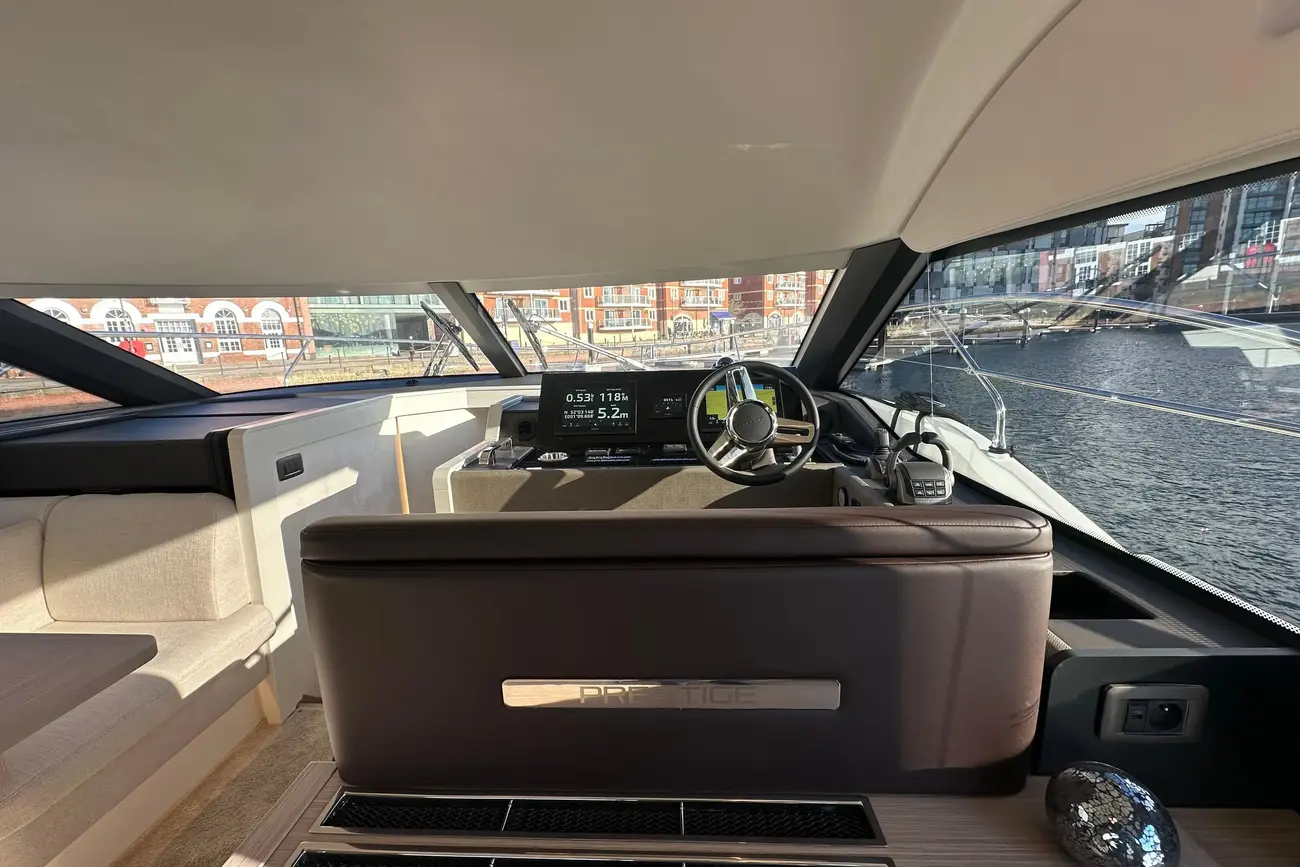 Thumbnail von Prestige F4.9