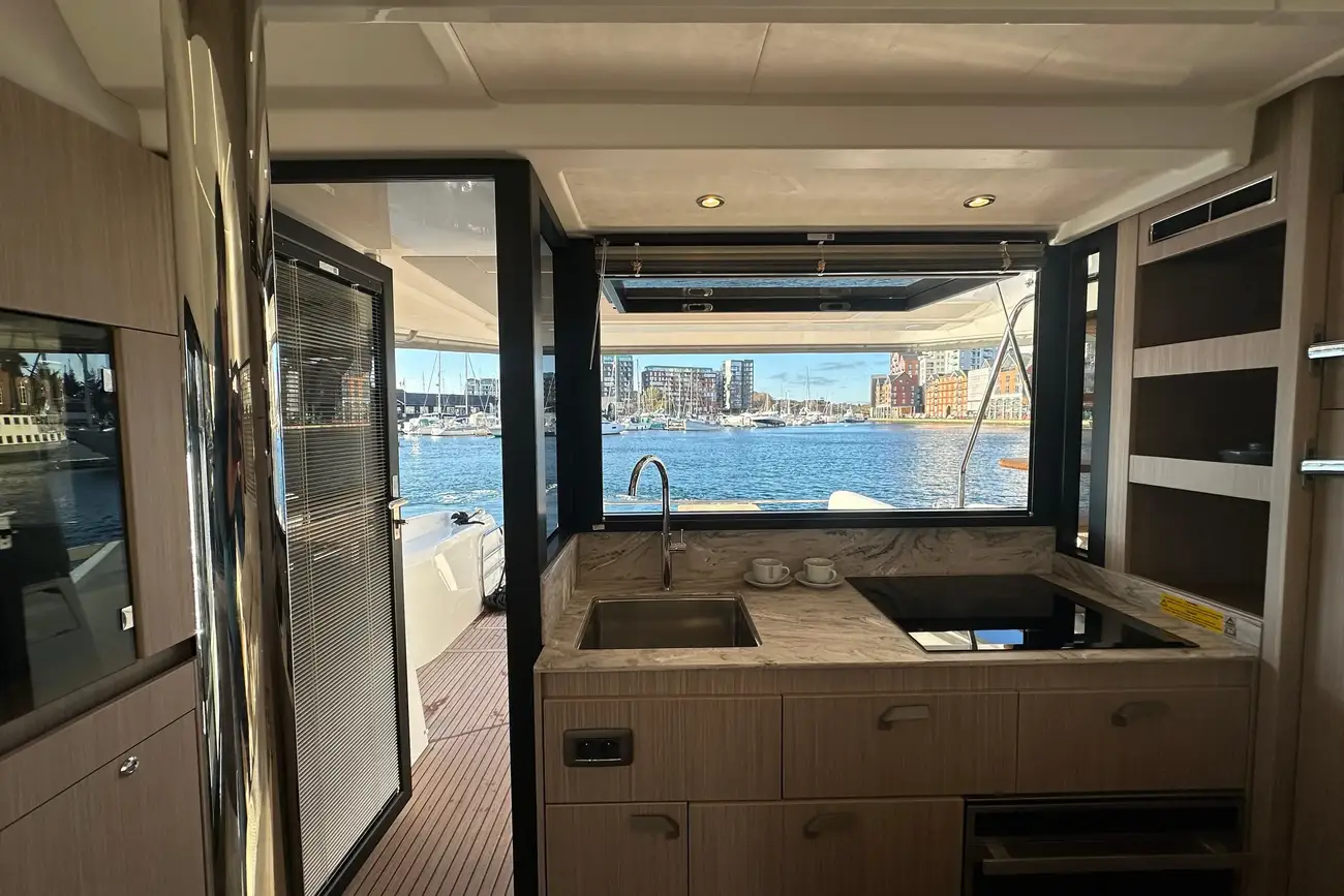 Thumbnail von Prestige F4.9