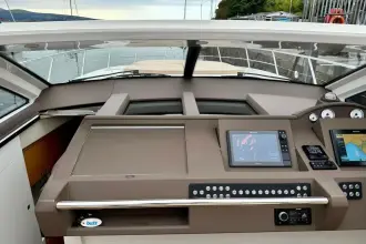 Thumbnail von Windy 46 Chinook