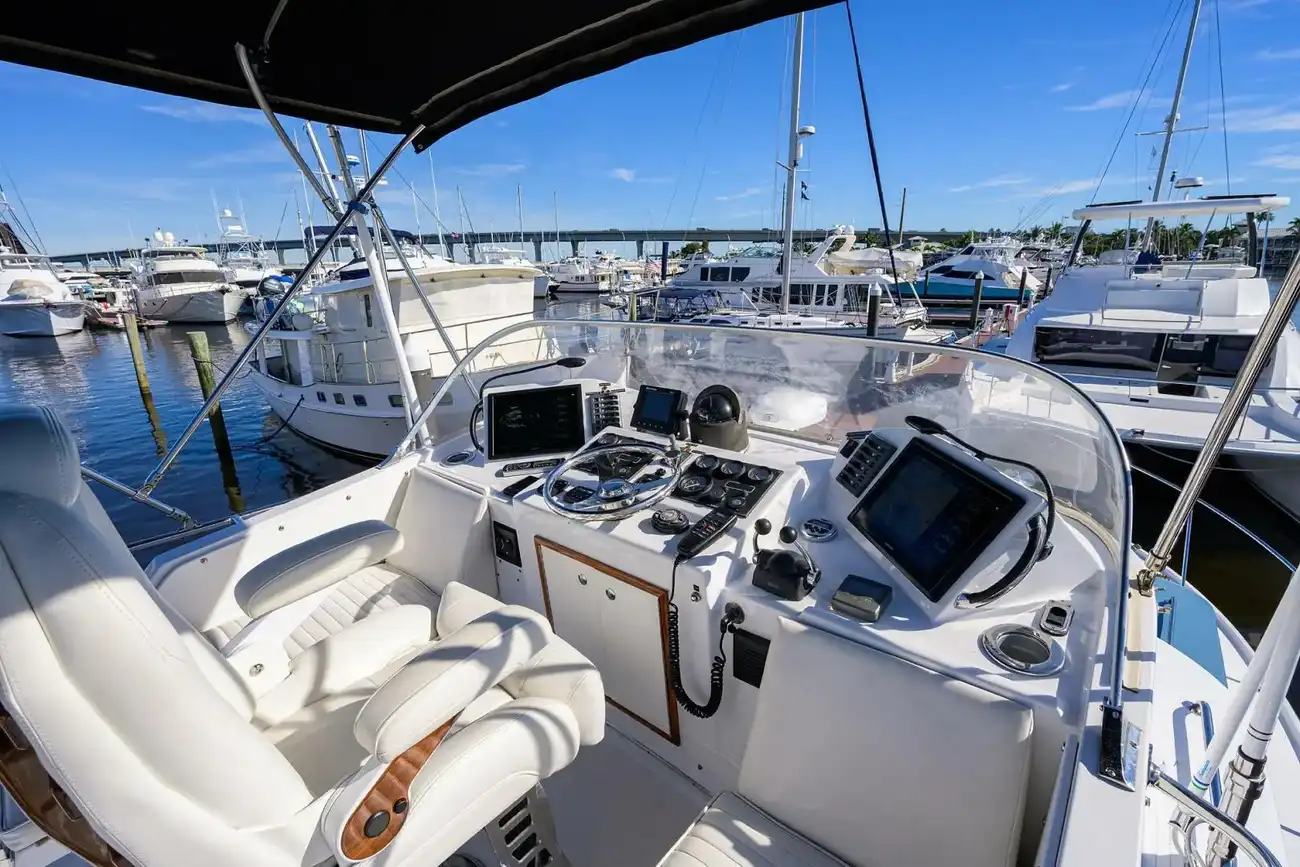 Thumbnail von Bertram 38 Sport Fisherman FIELD & SEA