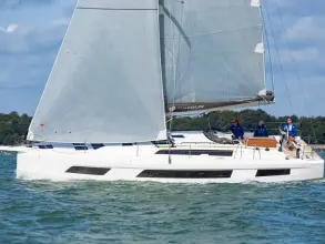 Thumbnail von Dufour 44 Nieuw #092