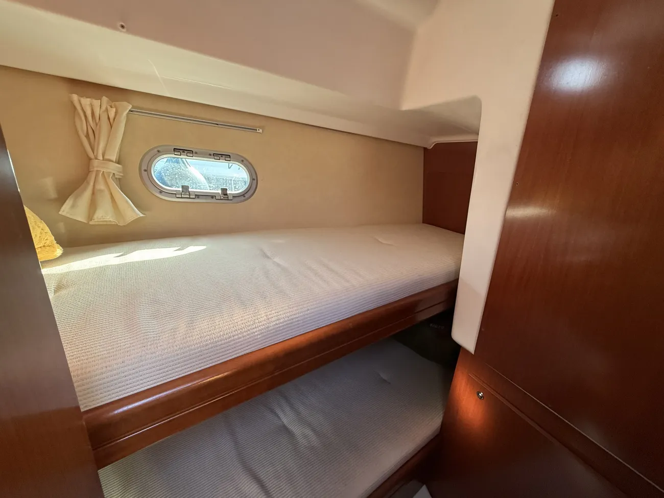 Thumbnail von Beneteau Antares 9.80 Mein Rückzugsort