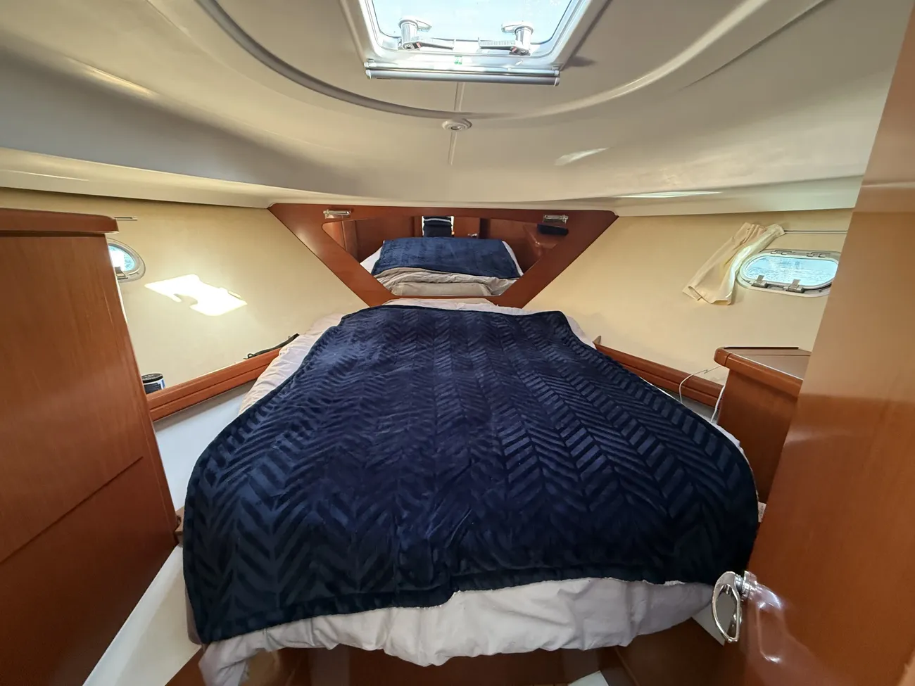 Thumbnail von Beneteau Antares 9.80 Mein Rückzugsort