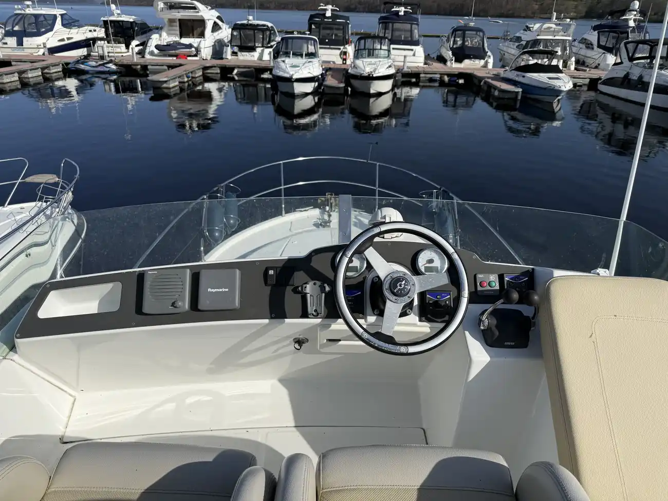 Thumbnail von Beneteau Antares 9.80 Mein Rückzugsort