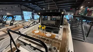 Thumbnail von Navan C30