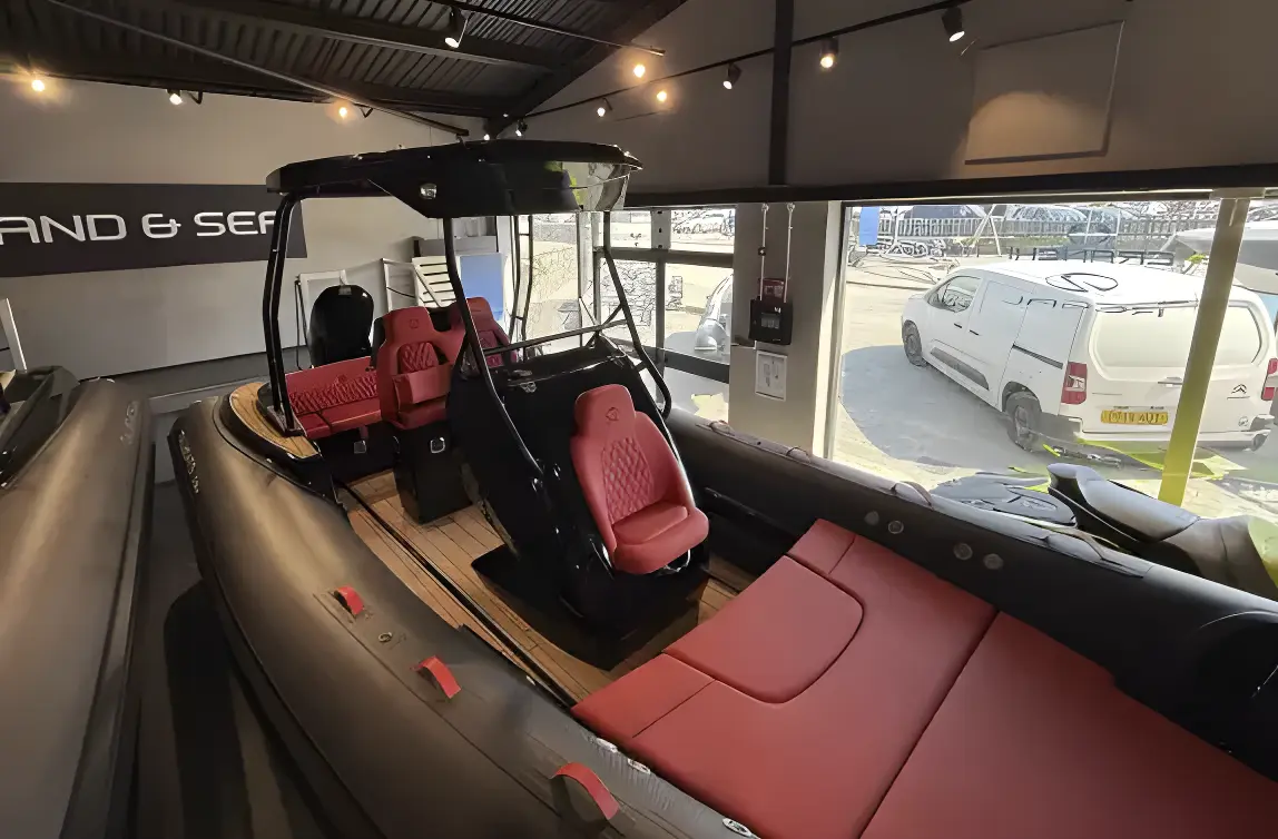 イタルボーツ・スティンガー 22GT