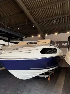 Bayliner VR6 Cuddy