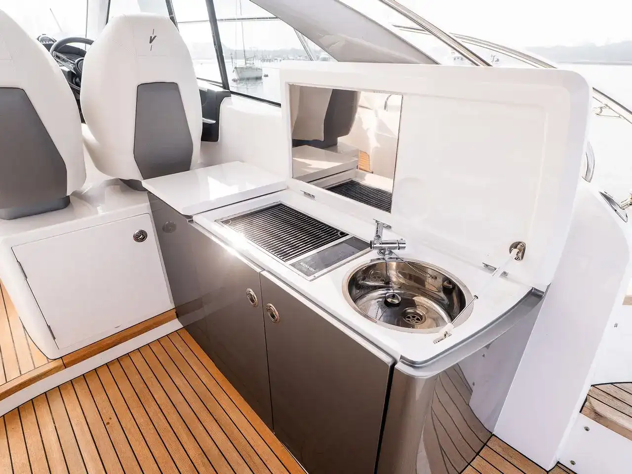 Thumbnail von Princess V40 NO WORRIES OF HAMBLE