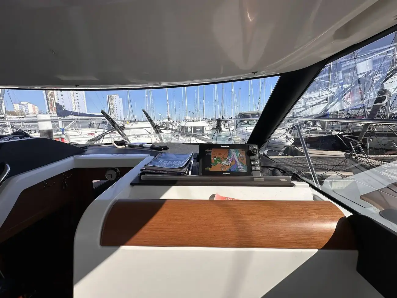 Thumbnail von Jeanneau NC9