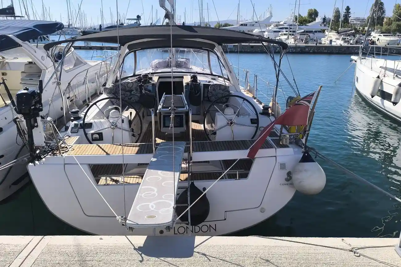 Thumbnail von Beneteau Oceanis 41