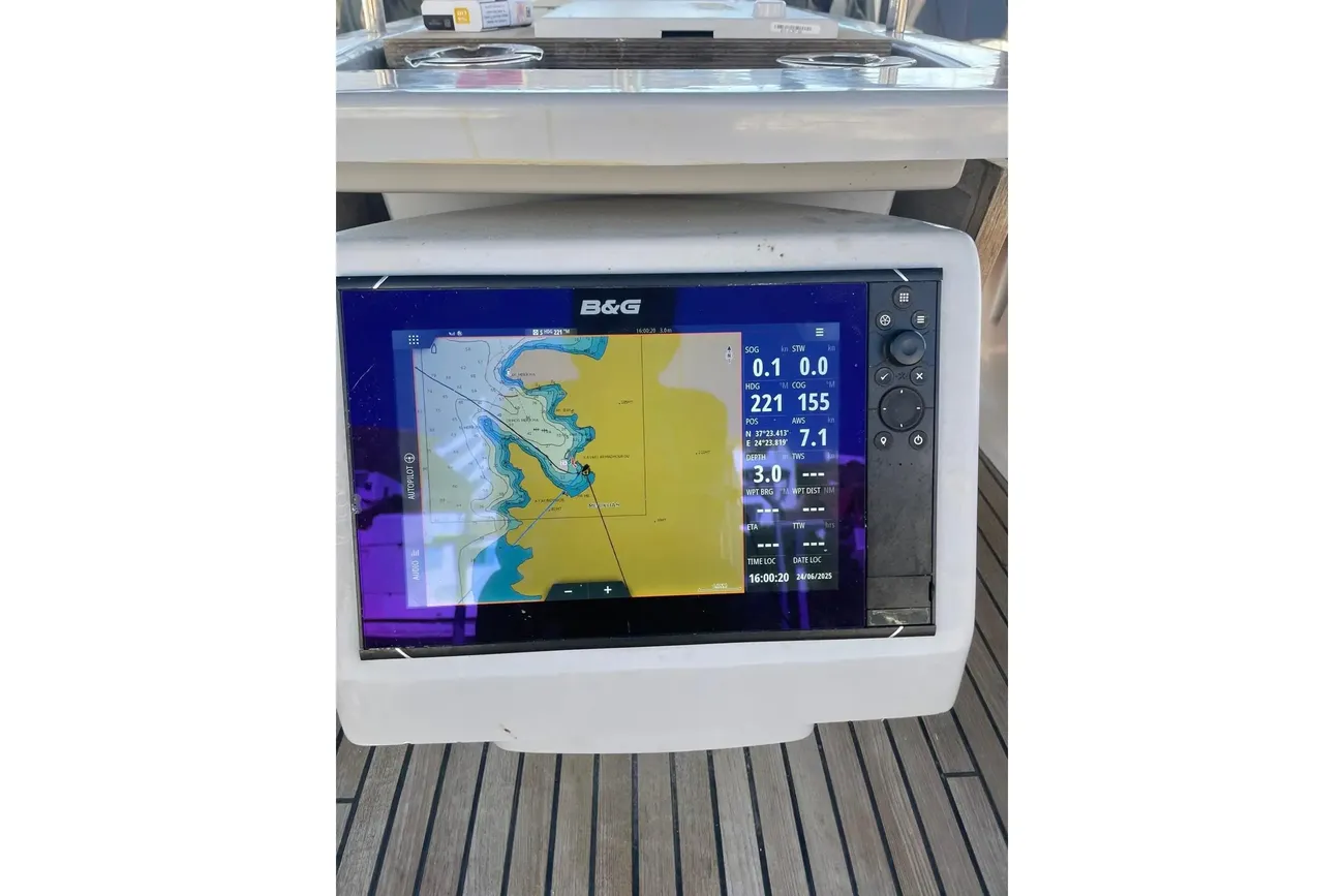 Thumbnail von Beneteau Oceanis 41