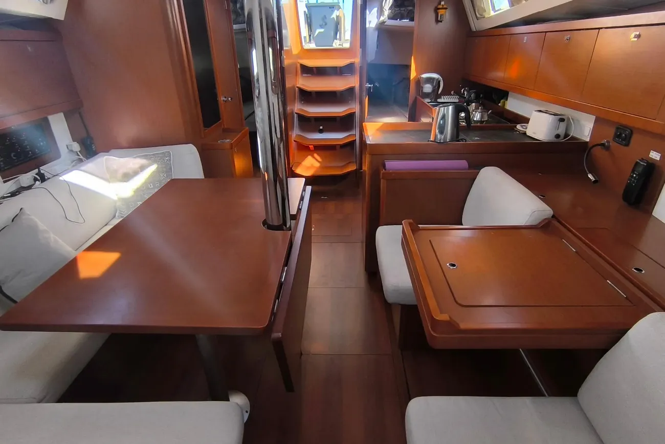 Thumbnail von Beneteau Oceanis 41