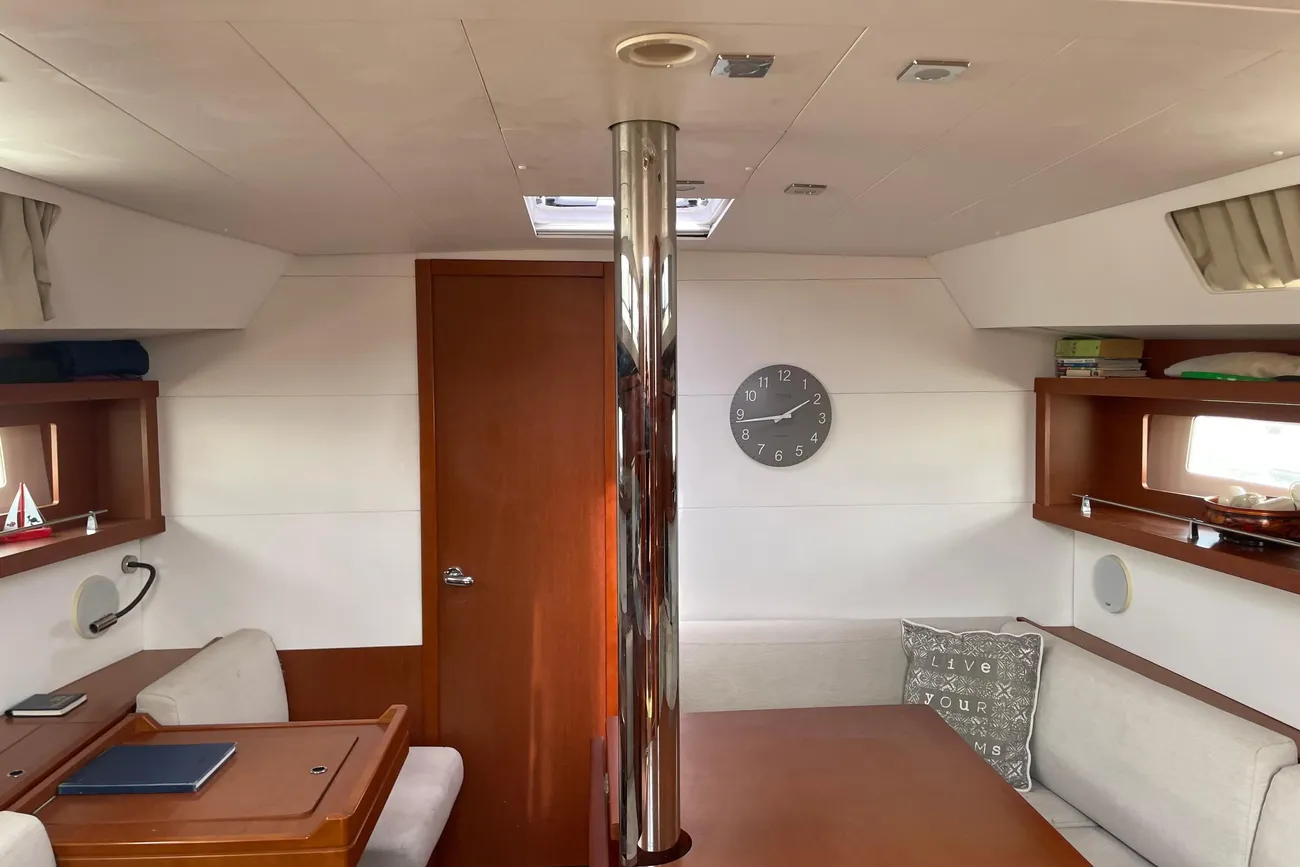 Thumbnail von Beneteau Oceanis 41