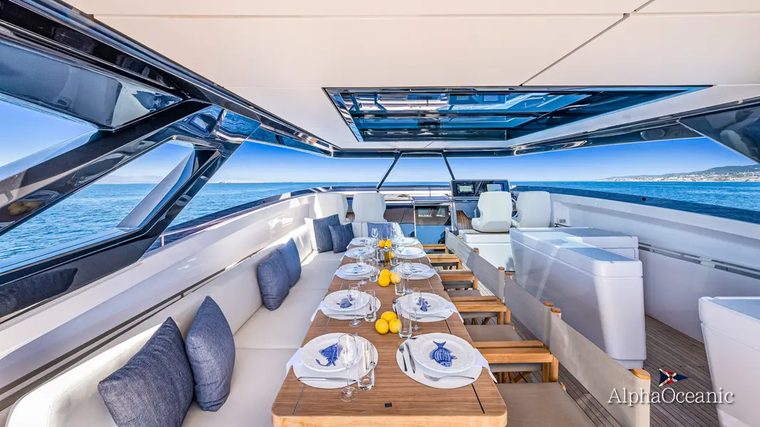 Thumbnail von Ferretti Yachts 1000