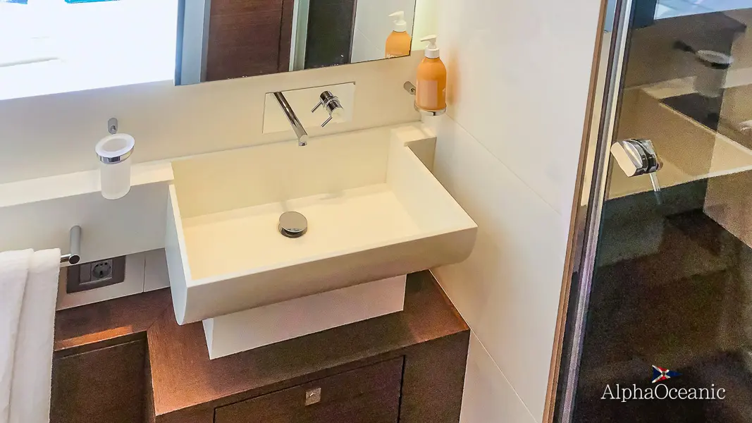 Thumbnail von Ferretti Yachts 800