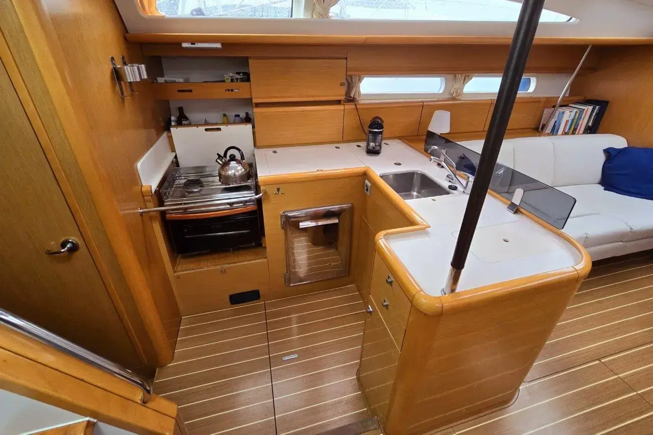 Thumbnail von Jeanneau Yachts 53 Jeanneau 53