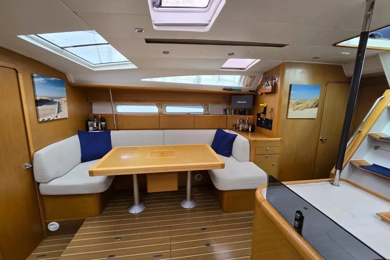 Thumbnail von Jeanneau Yachts 53 Jeanneau 53
