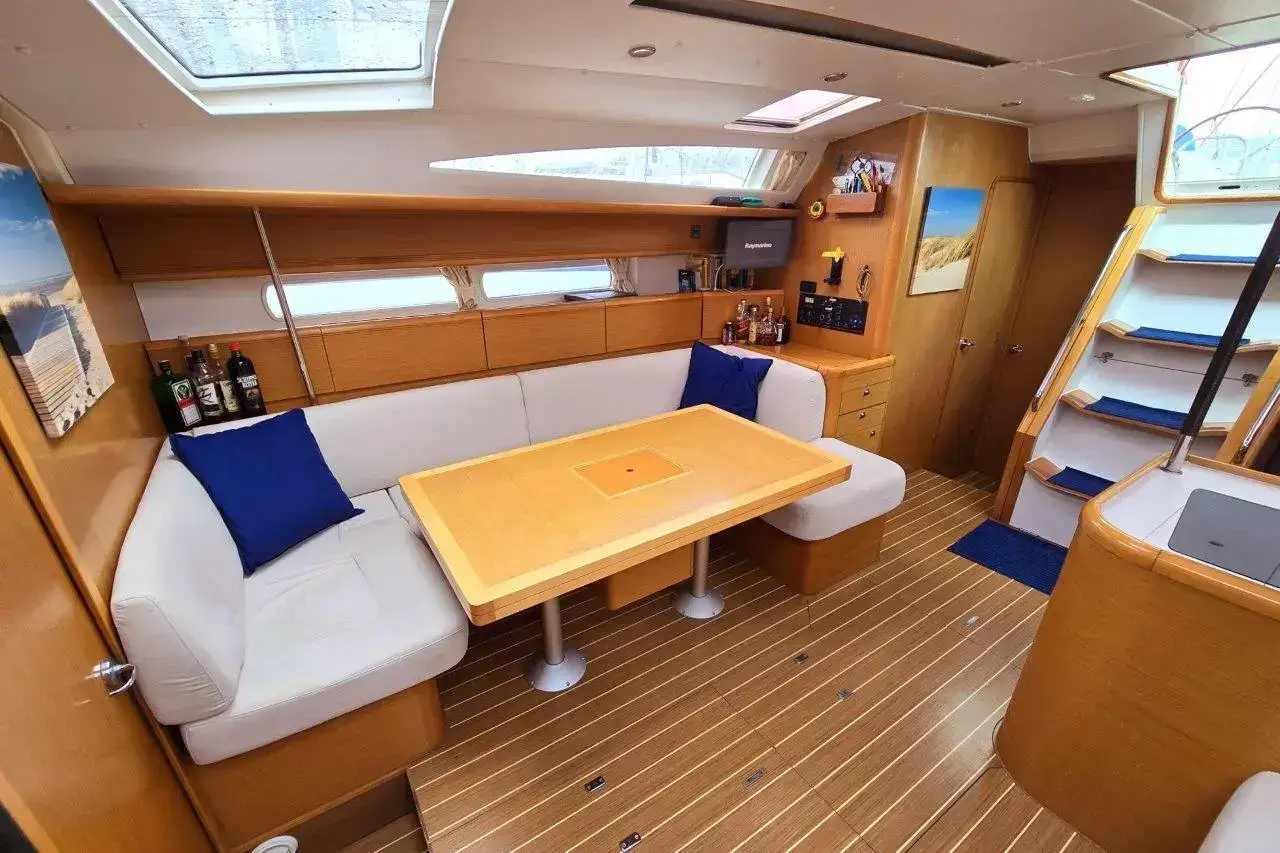 Thumbnail von Jeanneau Yachts 53 Jeanneau 53