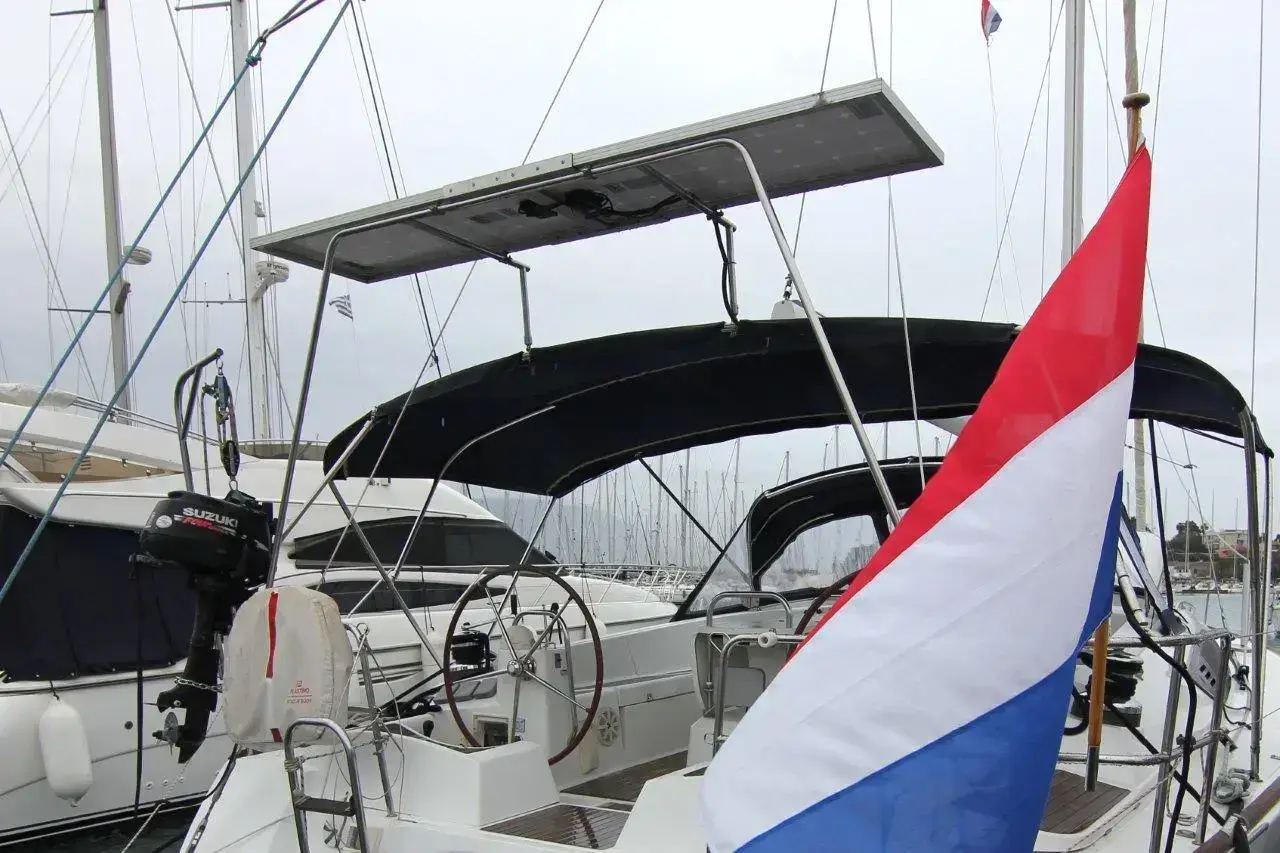 Thumbnail von Jeanneau Yachts 53 Jeanneau 53
