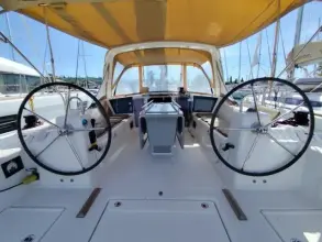 Thumbnail von Beneteau Oceanis 41.1
