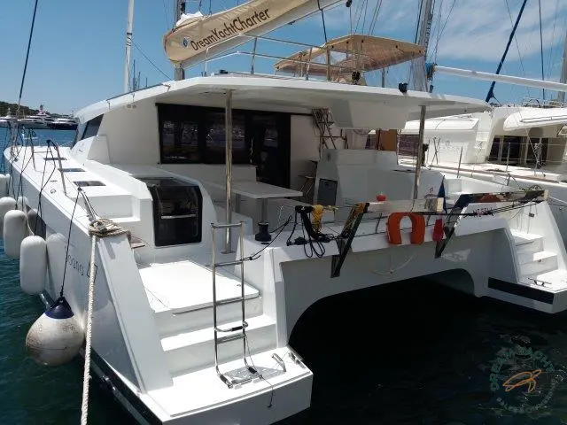Fountaine Pajot Saona 47