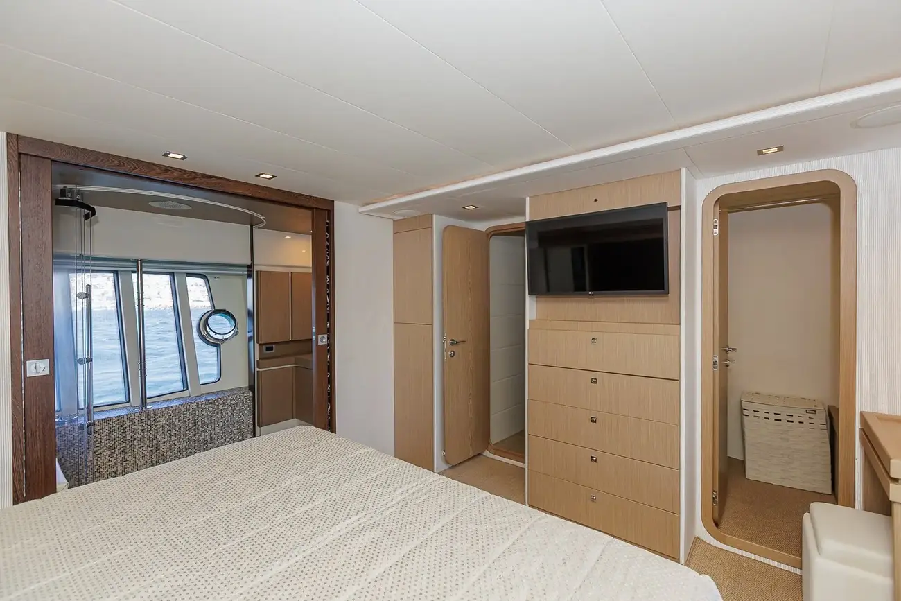 Thumbnail von Ferretti Yachts Ferretti 750 HT M-Y EM-ES II